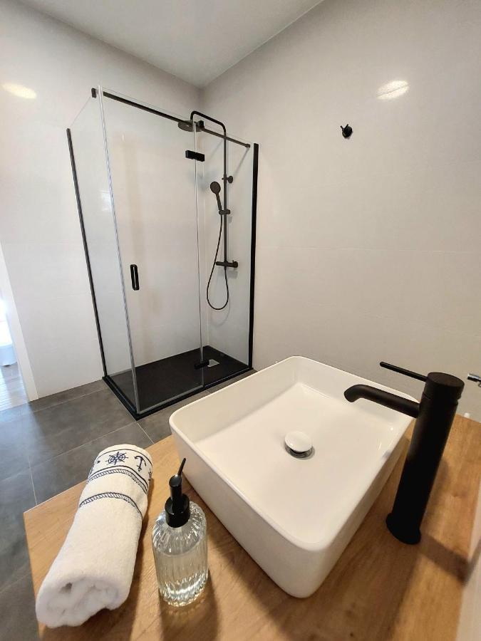 Luxury Sea View Apartment 耶塞尼采 外观 照片