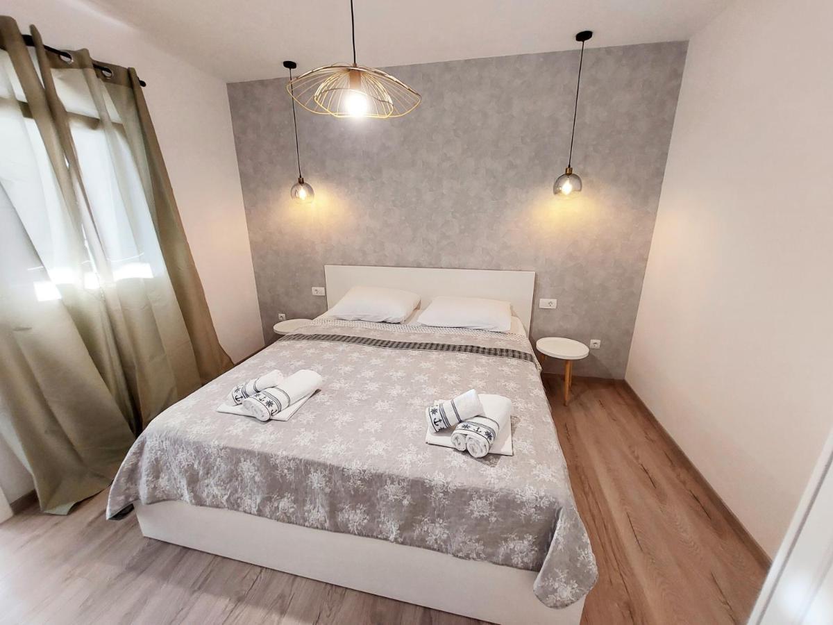 Luxury Sea View Apartment 耶塞尼采 外观 照片