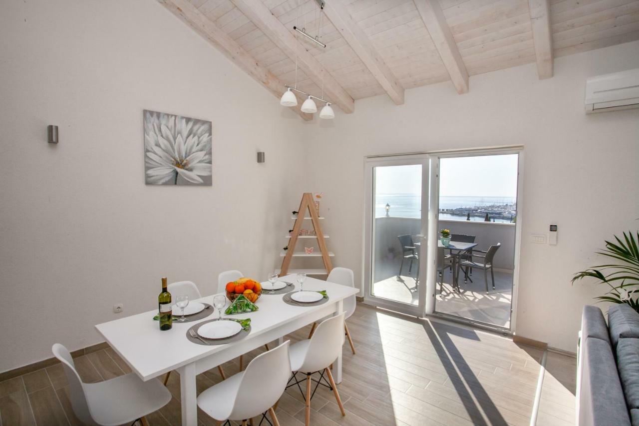 Luxury Sea View Apartment 耶塞尼采 外观 照片