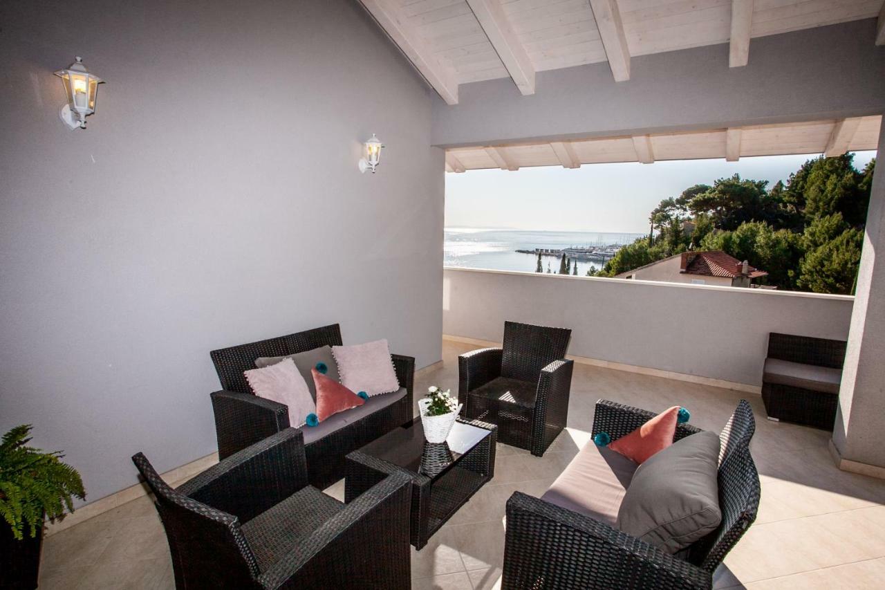 Luxury Sea View Apartment 耶塞尼采 外观 照片